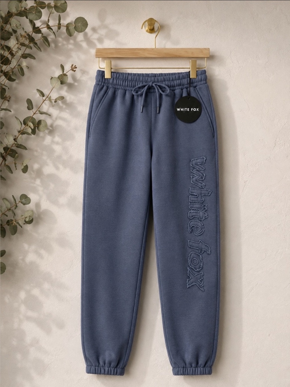 NWT WHITE FOX From The Archives Lexi 
Sweatpant Joggers LARGE OCEAN BLUE